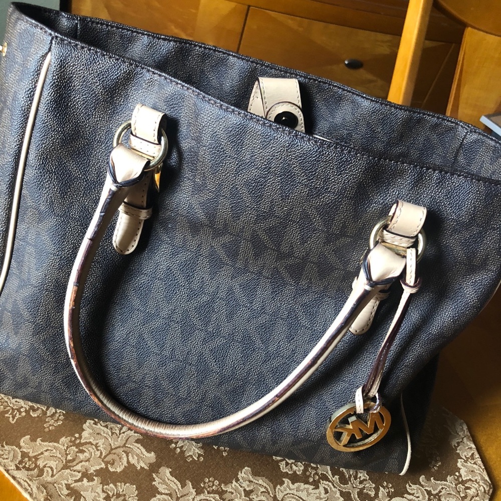 MK HANDBAG